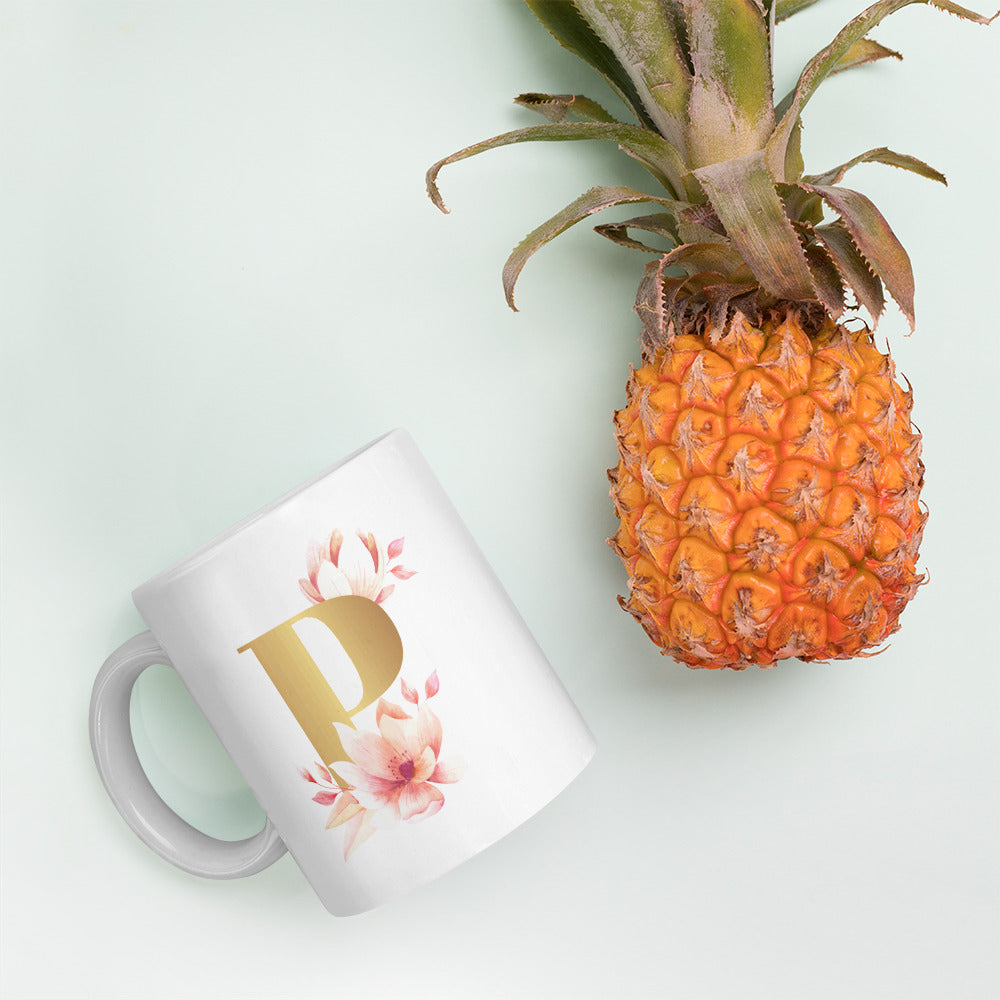 Tasse mit Buchstabe | Tasse personalisiert | P |Weiße, glänzende Tasse