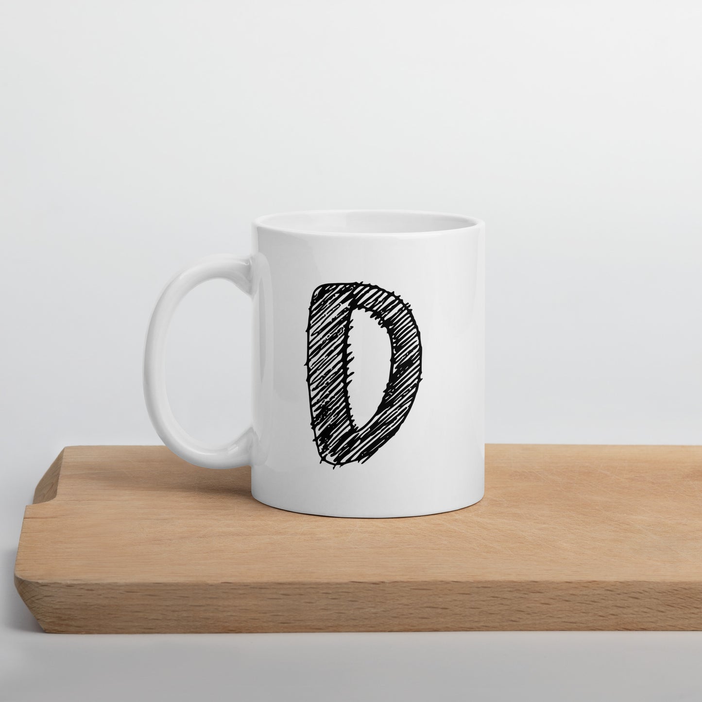 NEOKLASSISCHER BUCHSTABEN "D" Weiße, glänzende Tasse