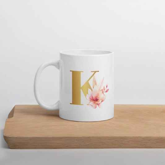 Tasse mit Buchstabe | Tasse personalisiert | K | Weiße, glänzende Tasse