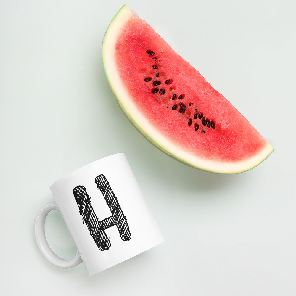 NEOKLASSISCHER BUCHSTABEN "H"Weiße, glänzende Tasse