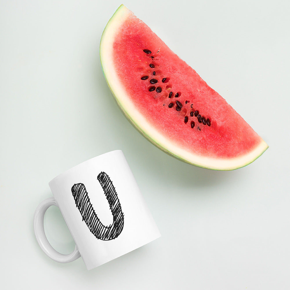 NEOKLASSISCHER BUCHSTABEN "U" Weiße, glänzende Tasse